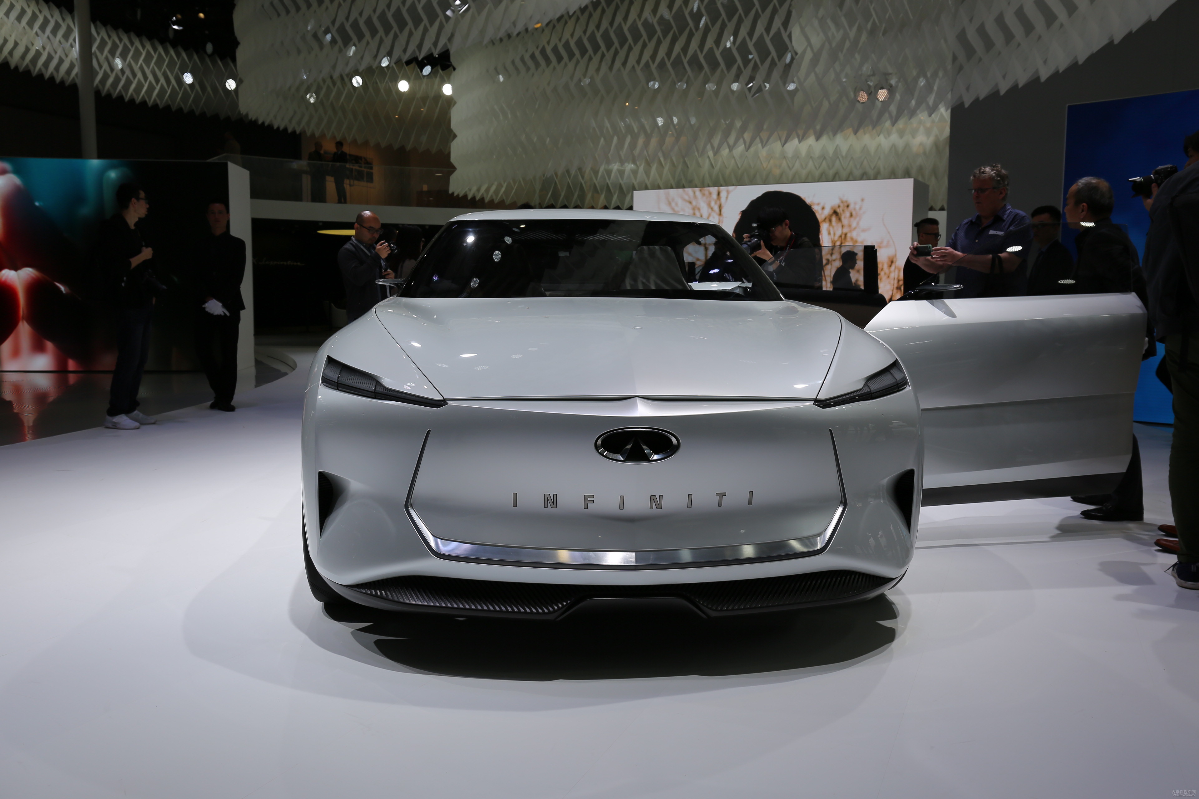 2019上海车展:英菲尼迪qs inspiration