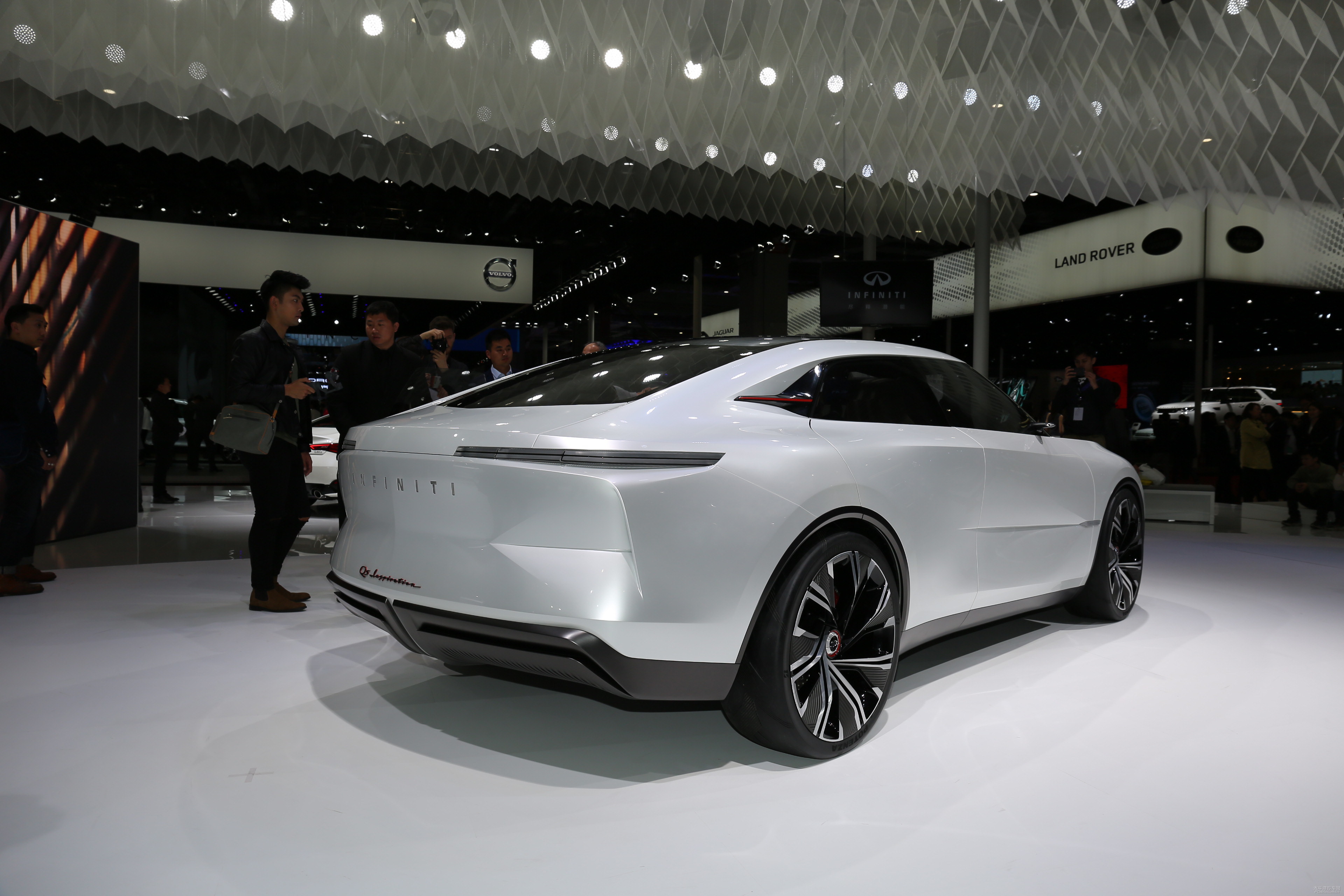 2019上海车展:英菲尼迪qs inspiration